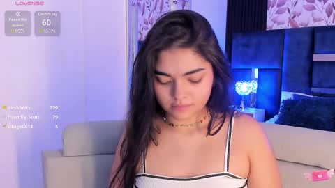 Snapshot of giselamaru chatting on 02.21.25 online show from 02.21.25