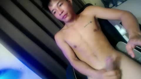 Snapshot of glenndou_daxs chatting on 09.14.25 glenndou_daxs online show from 09.14.25