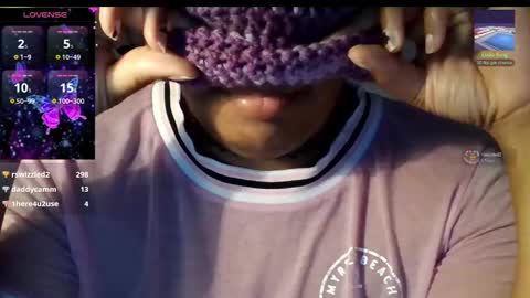 Snapshot of glitter_bunny chatting on 09.26.25 glitter_bunny online show from 09.26.25