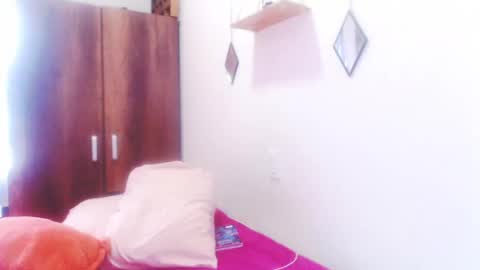 Snapshot of gloriawhitte7 chatting on 01.27.25 gloriawhitte7 online show from 01.27.25