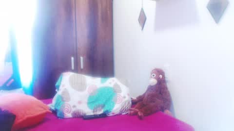 Snapshot of gloriawhitte7 chatting on 02.20.25 gloriawhitte7 online show from 02.20.25