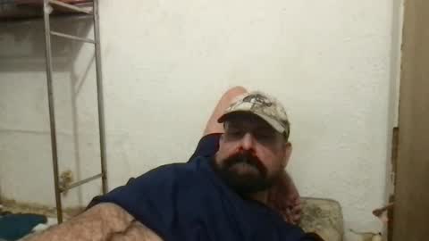 Snapshot of goldmenjustme chatting on 02.20.25 Madmaxsanantonio online show from 02.20.25