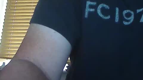 Snapshot of gomezzandthing chatting on 10.11.25 Gomez Addams online show from 10.11.25