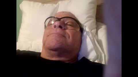 Snapshot of gonadalache chatting on 09.15.25 gonadalache online show from 09.15.25