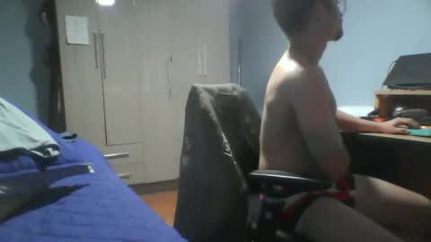 Snapshot of goodfumes chatting on 01.24.25 goodfumes online show from 01.24.25