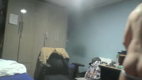 Snapshot of goodfumes chatting on 02.02.25 goodfumes online show from 02.02.25