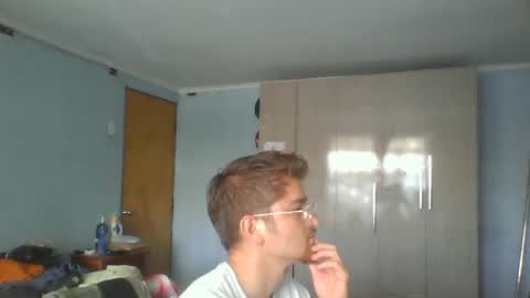 Snapshot of goodfumes chatting on 02.27.25 goodfumes online show from 02.27.25