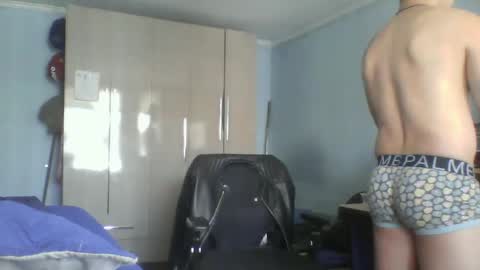 Snapshot of goodfumes chatting on 03.06.25 goodfumes online show from 03.06.25