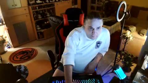 google5001 online show from 10.17.25