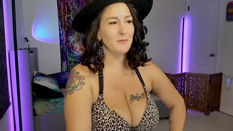 Snapshot of gooner_girl chatting on 09.10.25 gooner_girl online show from 09.10.25