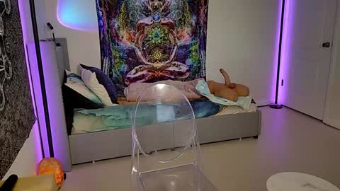 Snapshot of gooner_girl chatting on 09.17.25 gooner_girl online show from 09.17.25