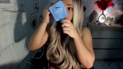 Amanda rose online show from 12.28.24