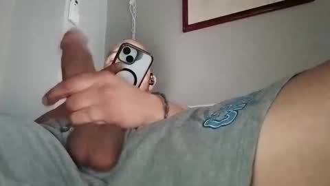 Snapshot of gorgeousrob1904 chatting on 02.04.25 Gorgeous Rob online show from 02.04.25