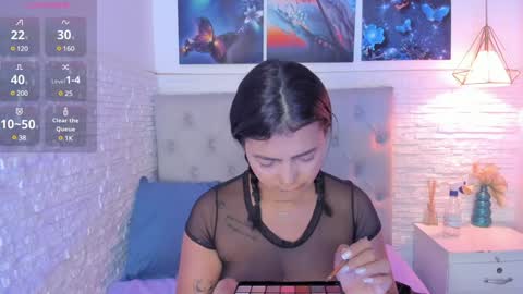 Snapshot of graceymilf999 chatting on 12.29.24 Gracey Milf online show from 12.29.24