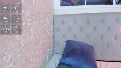 Snapshot of graceymilf999 chatting on 01.17.25 Gracey Milf online show from 01.17.25