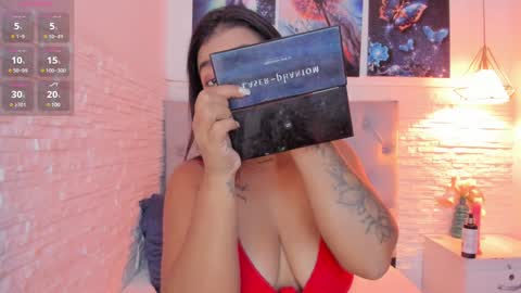 Snapshot of graceymilf999 chatting on 02.07.25 Gracey Milf online show from 02.07.25