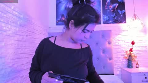 Snapshot of graceymilf999 chatting on 03.12.25 Gracey Milf online show from 03.12.25