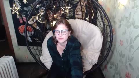 Lina online show from 10.18.25