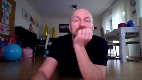 Snapshot of gregorius_1 chatting on 01.22.25 Greg online show from 01.22.25