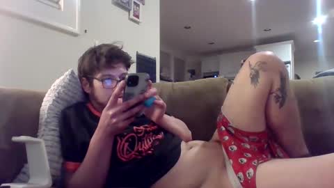 Snapshot of greyvan96 chatting on 02.13.25 Perfectlyaveragesavage online show from 02.13.25