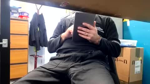 Snapshot of grumpy271 chatting on 10.17.25 grumpy271 online show from 10.17.25