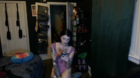 Snapshot of grumpytwo chatting on 01.20.25 grumpytwo online show from 01.20.25