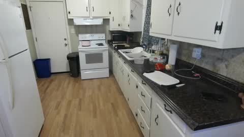 Snapshot of grumpytwo chatting on 02.18.25 grumpytwo online show from 02.18.25