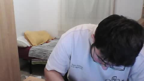 Snapshot of gsendra chatting on 12.18.24 gsendra online show from 12.18.24