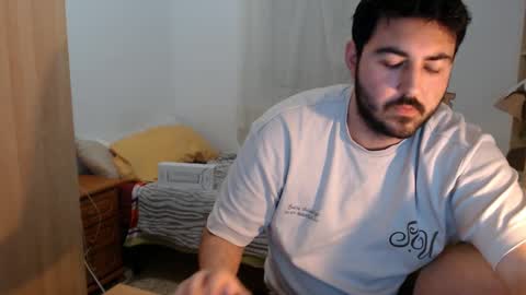 Snapshot of gsendra chatting on 01.29.25 gsendra online show from 01.29.25