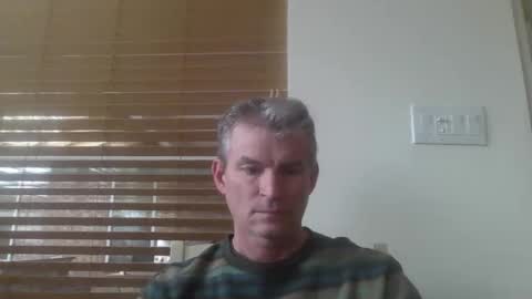 Snapshot of gud_times chatting on 01.10.25 gud_times online show from 01.10.25