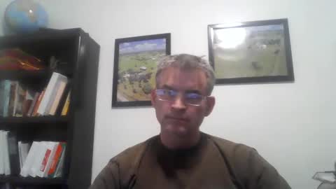 Snapshot of gud_times chatting on 01.22.25 gud_times online show from 01.22.25