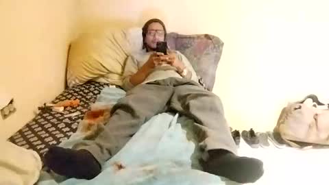 Snapshot of guerra938644 chatting on 11.01.25 BulgeAddiction online show from 11.01.25