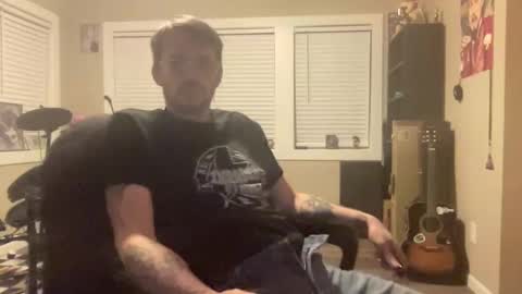 Snapshot of guitarchef08 chatting on 11.17.25 guitarchef08 online show from 11.17.25