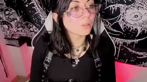 Snapshot of guxplo_ chatting on 09.27.25 Miss online show from 09.27.25