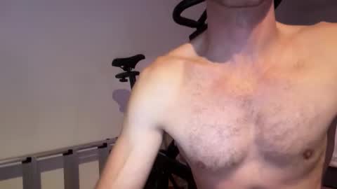 Snapshot of guyfromfinland1981 chatting on 09.24.25 NaughtyFitHusband online show from 09.24.25