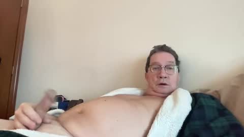 Snapshot of gwashere4u chatting on 01.21.25 gwashere4u online show from 01.21.25