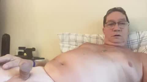 Snapshot of gwashere4u chatting on 10.12.25 gwashere4u online show from 10.12.25