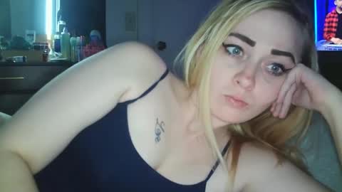 Snapshot of haileyakuma69 chatting on 02.16.25 Hailey and d online show from 02.16.25