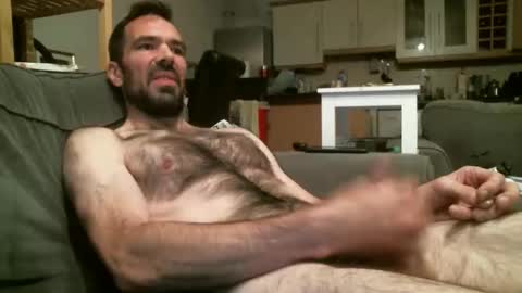 Snapshot of hairydude2015 chatting on 09.08.25 hairydude2015 online show from 09.08.25