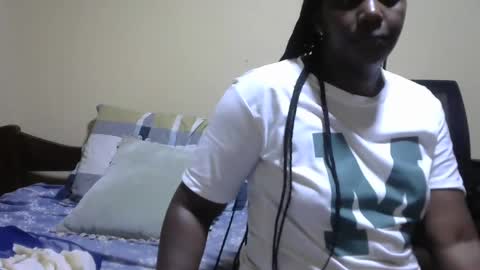 Snapshot of hairypussybigassy001 chatting on 01.01.25 hairypussybigassy001 online show from 01.01.25