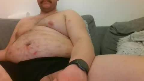 Snapshot of hammer_b chatting on 11.10.25 hammer_b online show from 11.10.25