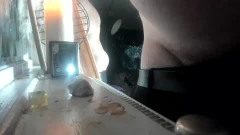 Snapshot of handncocknocum chatting on 12.27.24 handncocknocum online show from 12.27.24