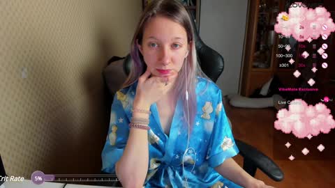 Snapshot of handsome_whale chatting on 12.30.24 Mila online show from 12.30.24