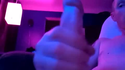 Snapshot of handsomerob42 chatting on 10.04.25 handsomerob42 online show from 10.04.25