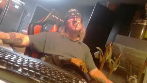 Handystudman online show from 12.28.24