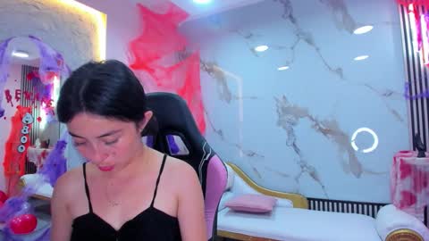 Snapshot of hanna_cutte_ chatting on 10.02.25 Hanna online show from 10.02.25