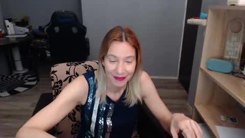 Snapshot of hanna_ha chatting on 03.06.25 hanna_ha online show from 03.06.25