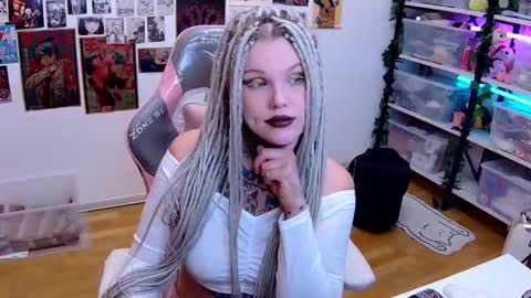 Hannah online show from 10.20.25