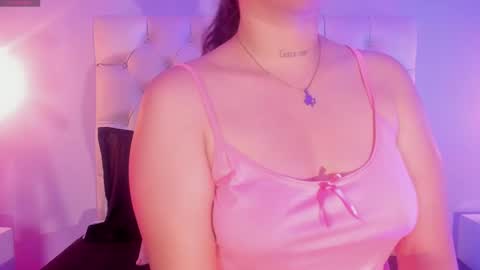 Snapshot of hannah_jonhson_1 chatting on 02.16.25 Hannah online show from 02.16.25