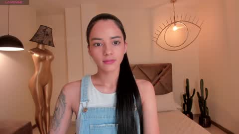 Snapshot of hannahjamesx chatting on 12.06.24 HANNAH J online show from 12.06.24